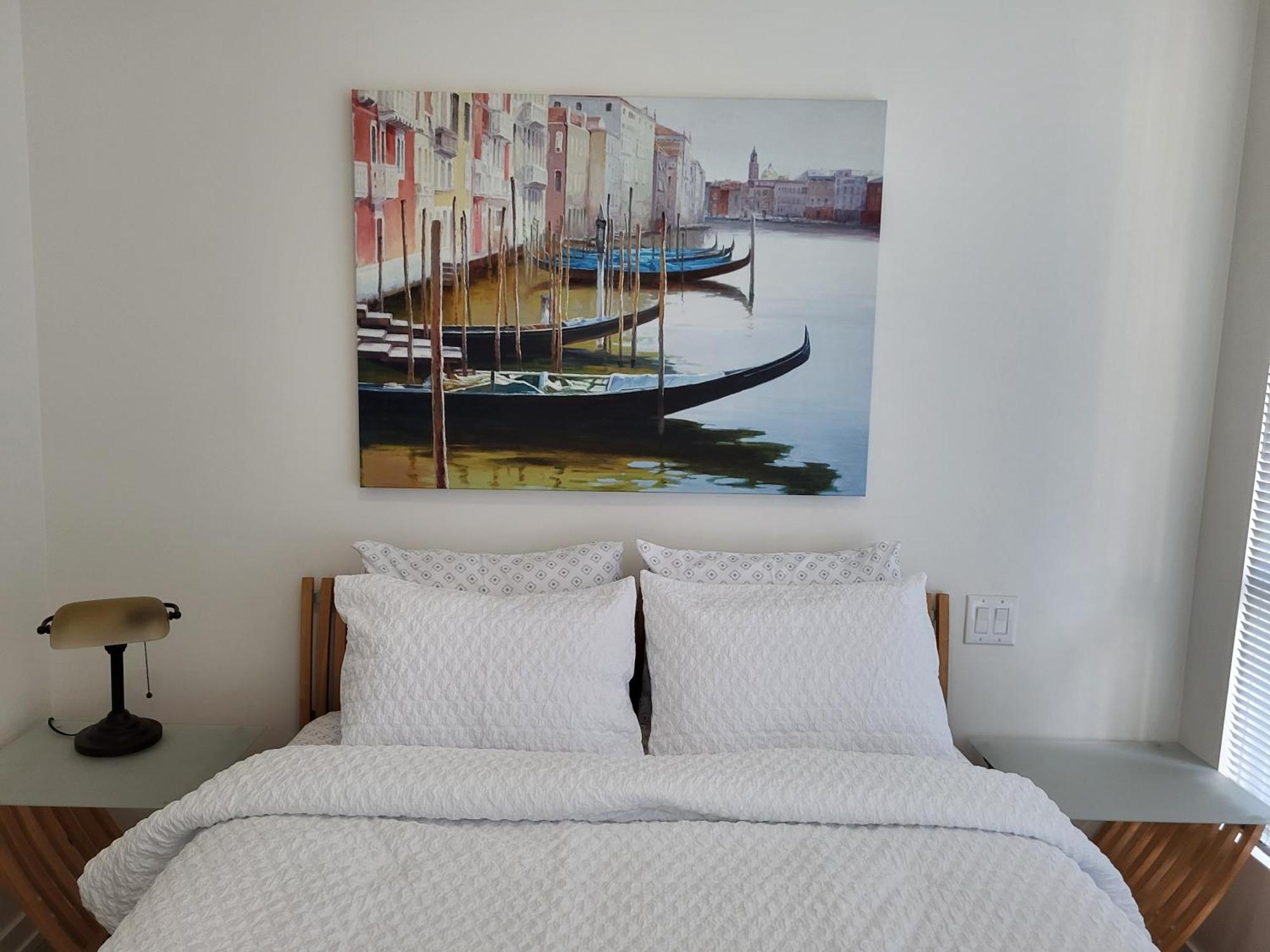 Your Perfect Escape - Modern Landmark Condo In Downtown Calgary - Free Parking- Premium Location Zewnętrze zdjęcie